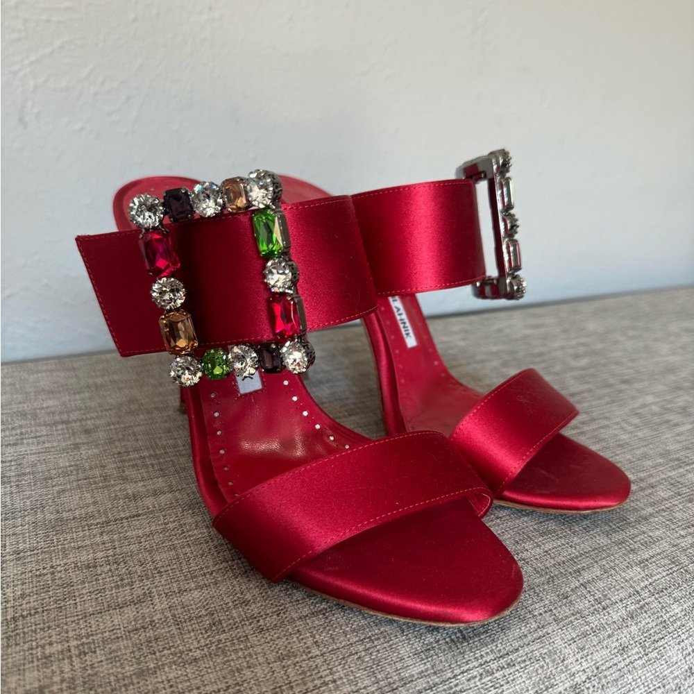 Manolo Blahnik Gable Jewel Sandal | 37EU